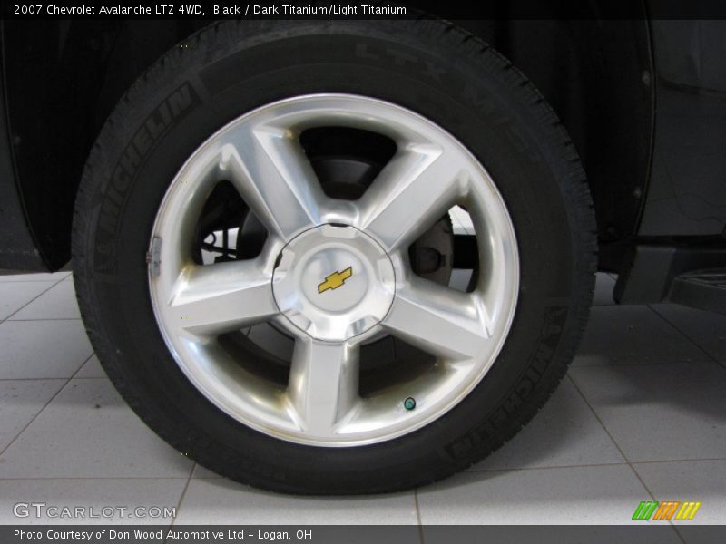 Black / Dark Titanium/Light Titanium 2007 Chevrolet Avalanche LTZ 4WD