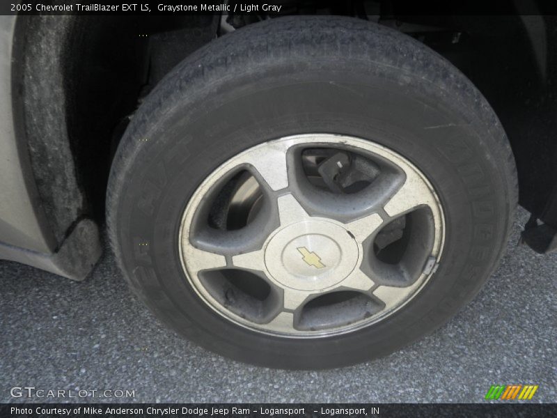 Graystone Metallic / Light Gray 2005 Chevrolet TrailBlazer EXT LS