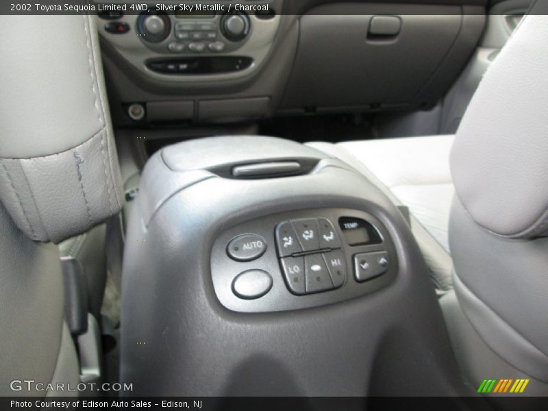 Controls of 2002 Sequoia Limited 4WD
