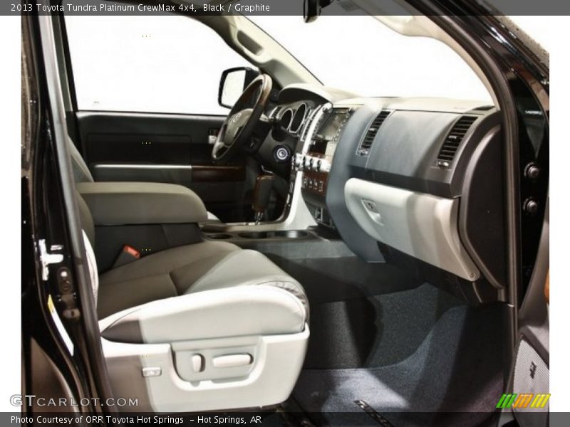Black / Graphite 2013 Toyota Tundra Platinum CrewMax 4x4