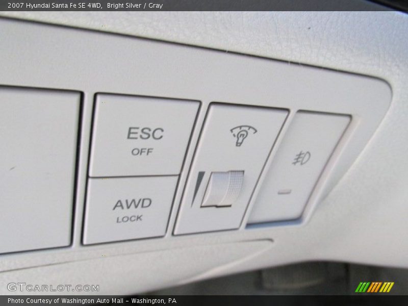 Bright Silver / Gray 2007 Hyundai Santa Fe SE 4WD