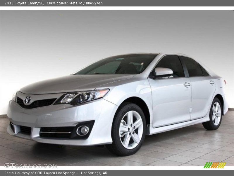 Classic Silver Metallic / Black/Ash 2013 Toyota Camry SE