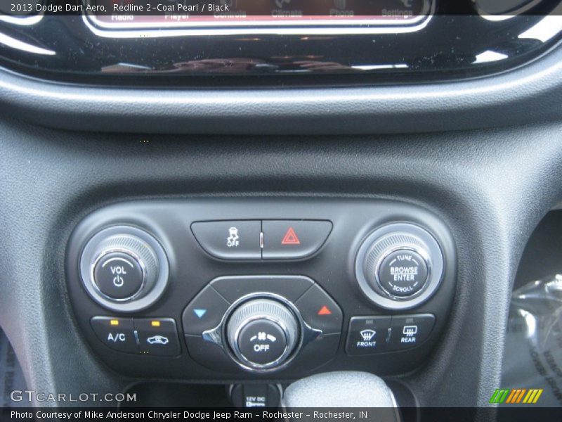 Redline 2-Coat Pearl / Black 2013 Dodge Dart Aero