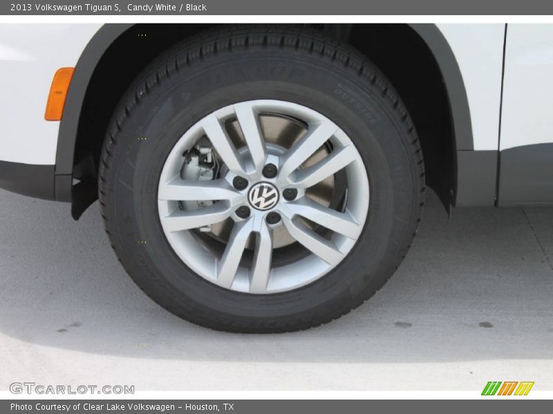 Candy White / Black 2013 Volkswagen Tiguan S