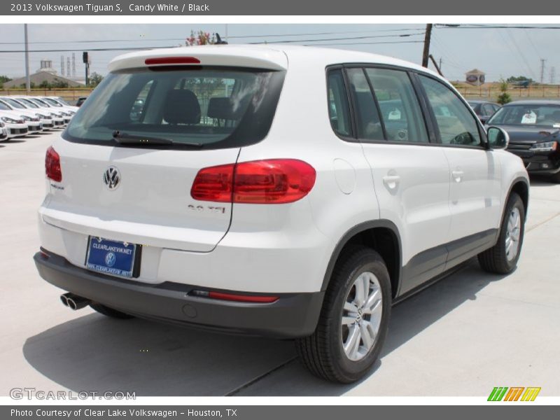 Candy White / Black 2013 Volkswagen Tiguan S