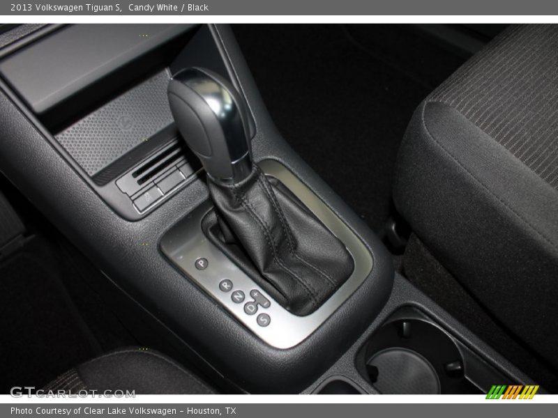 Candy White / Black 2013 Volkswagen Tiguan S