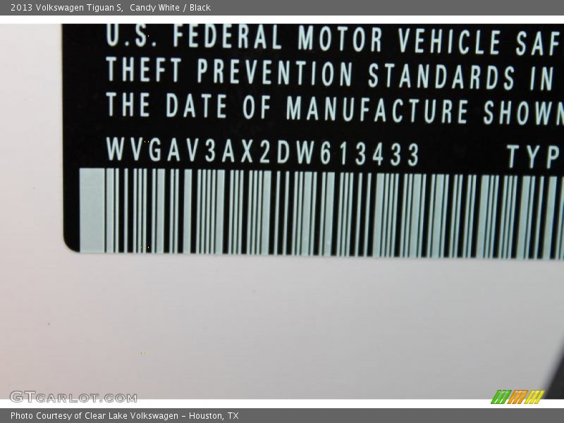 Candy White / Black 2013 Volkswagen Tiguan S