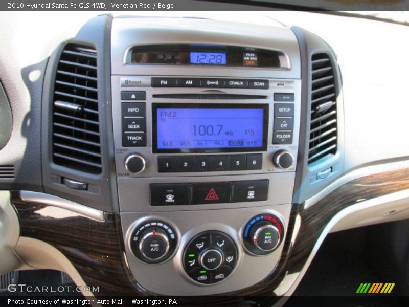 Controls of 2010 Santa Fe GLS 4WD