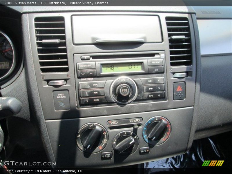 Brilliant Silver / Charcoal 2008 Nissan Versa 1.8 S Hatchback