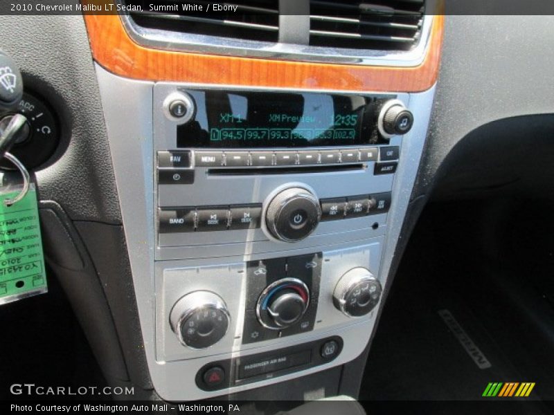 Summit White / Ebony 2010 Chevrolet Malibu LT Sedan