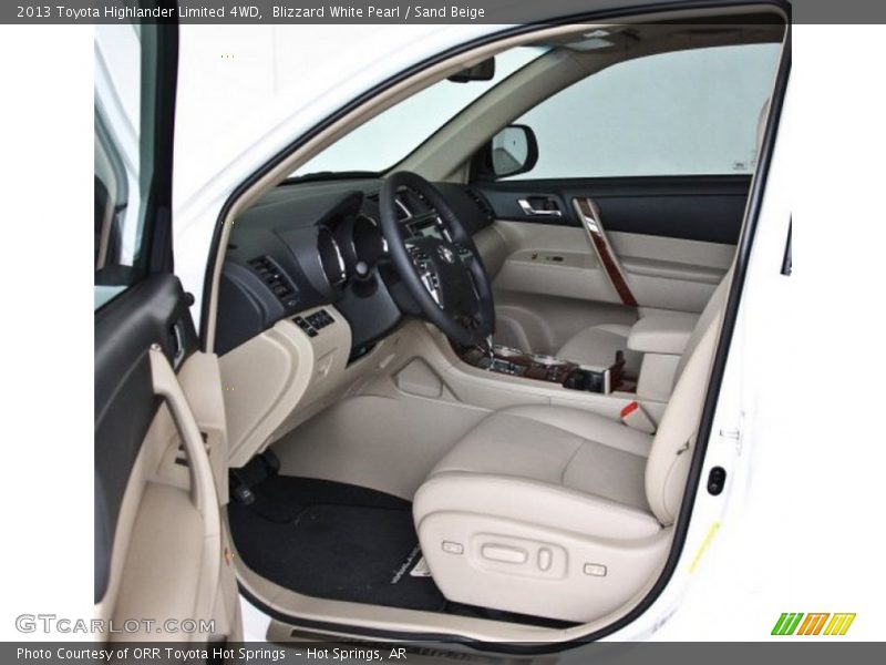 Blizzard White Pearl / Sand Beige 2013 Toyota Highlander Limited 4WD