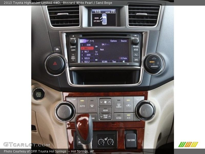 Blizzard White Pearl / Sand Beige 2013 Toyota Highlander Limited 4WD
