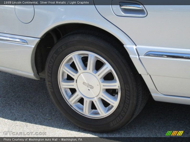 Silver Frost Metallic / Light Graphite 1999 Lincoln Continental