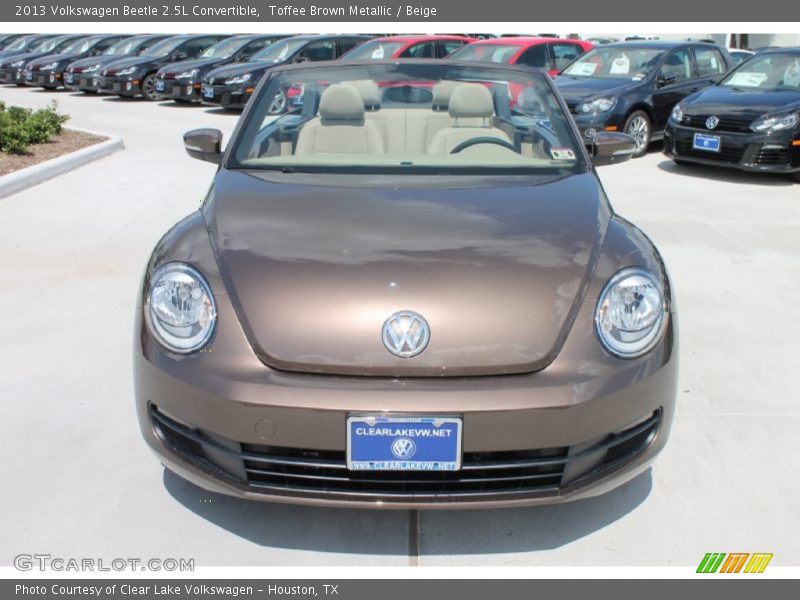 Toffee Brown Metallic / Beige 2013 Volkswagen Beetle 2.5L Convertible