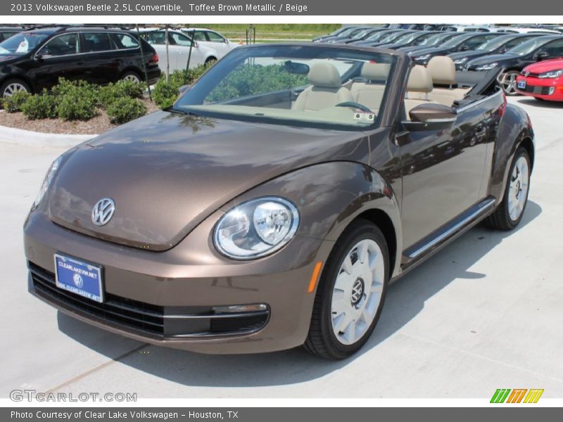 Toffee Brown Metallic / Beige 2013 Volkswagen Beetle 2.5L Convertible