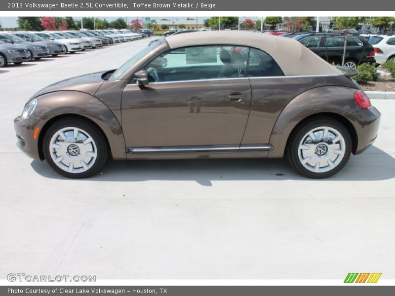 Toffee Brown Metallic / Beige 2013 Volkswagen Beetle 2.5L Convertible