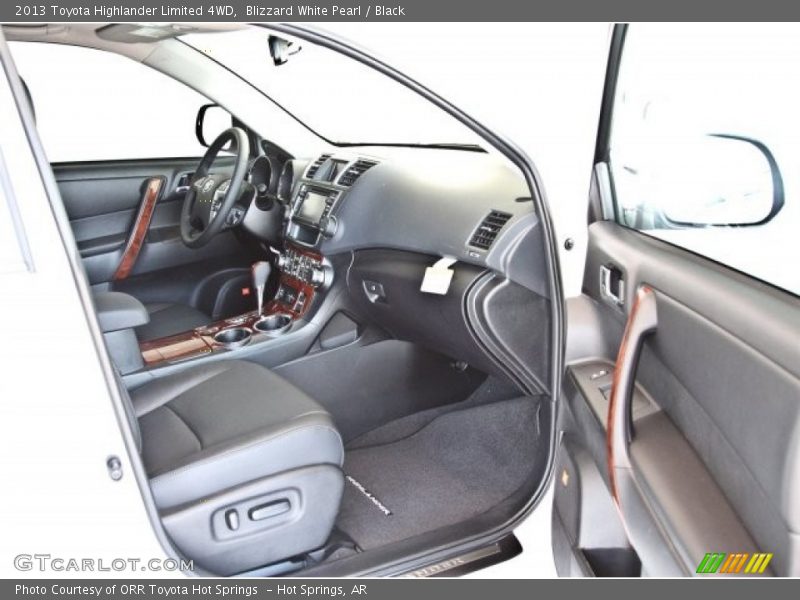 Blizzard White Pearl / Black 2013 Toyota Highlander Limited 4WD