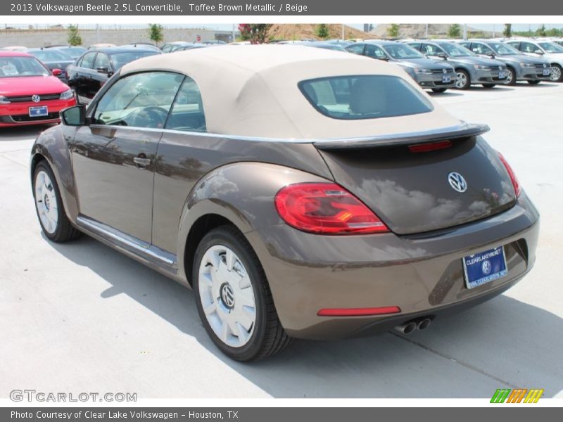 Toffee Brown Metallic / Beige 2013 Volkswagen Beetle 2.5L Convertible