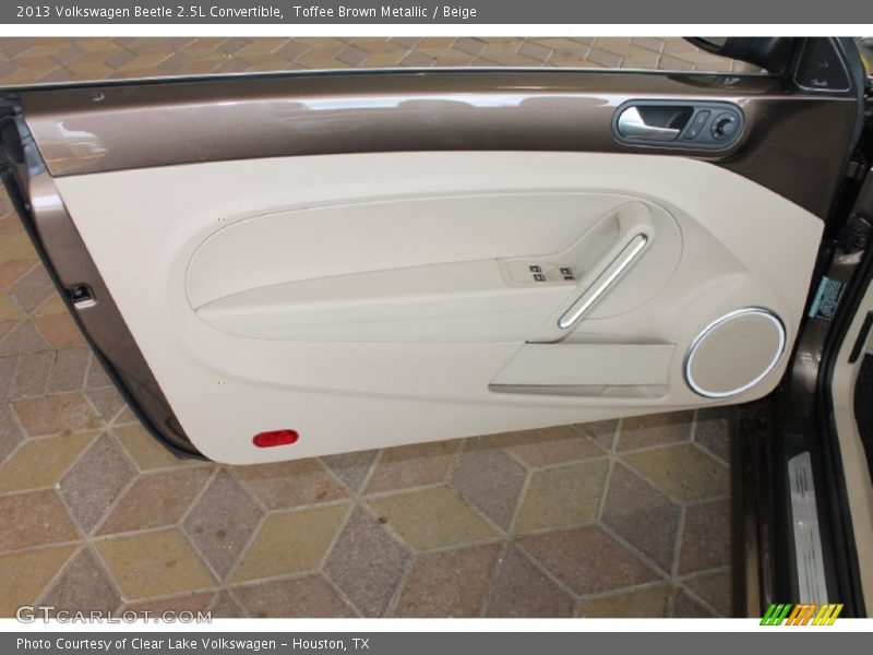 Toffee Brown Metallic / Beige 2013 Volkswagen Beetle 2.5L Convertible