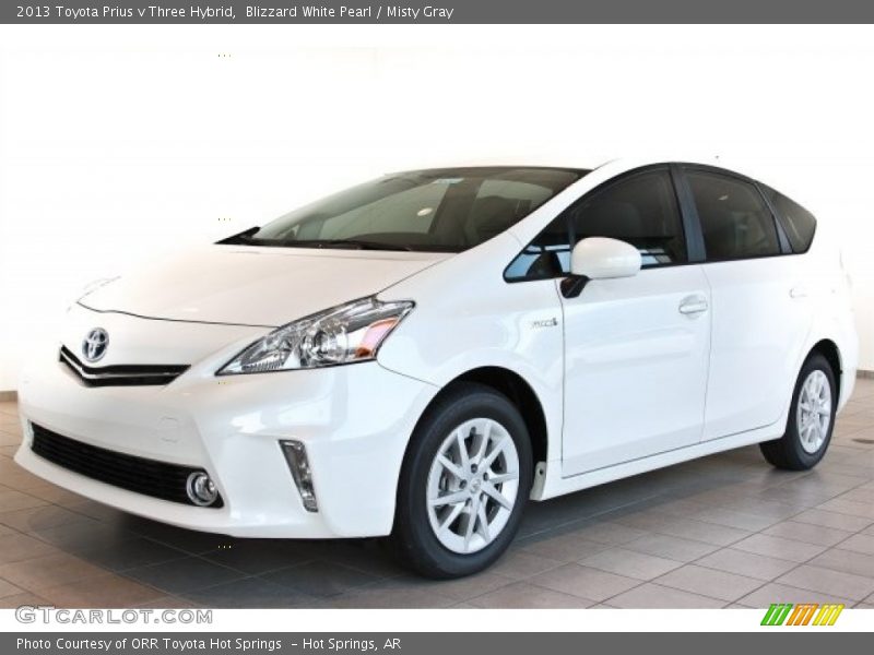 Blizzard White Pearl / Misty Gray 2013 Toyota Prius v Three Hybrid