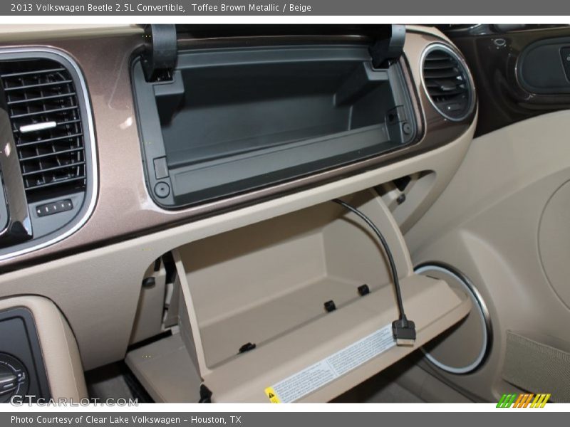Toffee Brown Metallic / Beige 2013 Volkswagen Beetle 2.5L Convertible