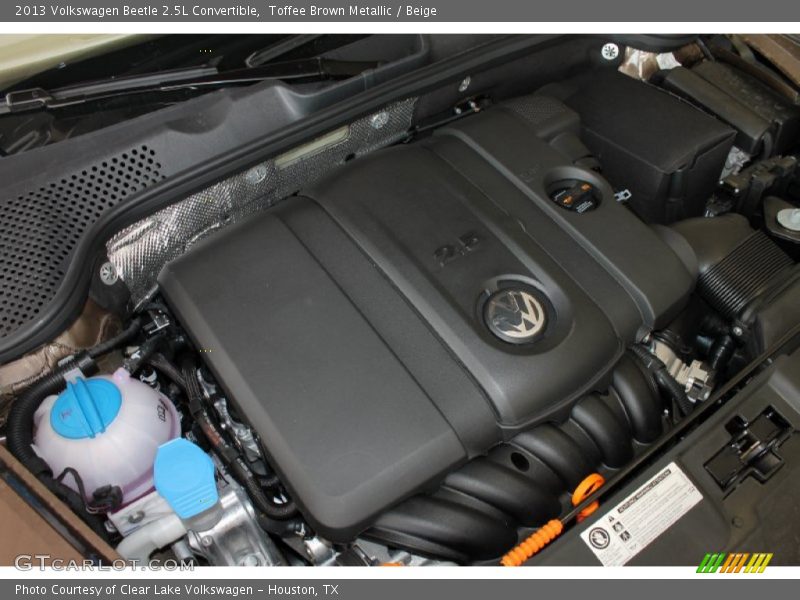 Toffee Brown Metallic / Beige 2013 Volkswagen Beetle 2.5L Convertible