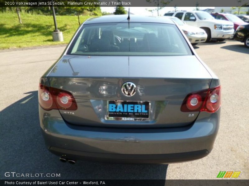 Platinum Grey Metallic / Titan Black 2010 Volkswagen Jetta SE Sedan