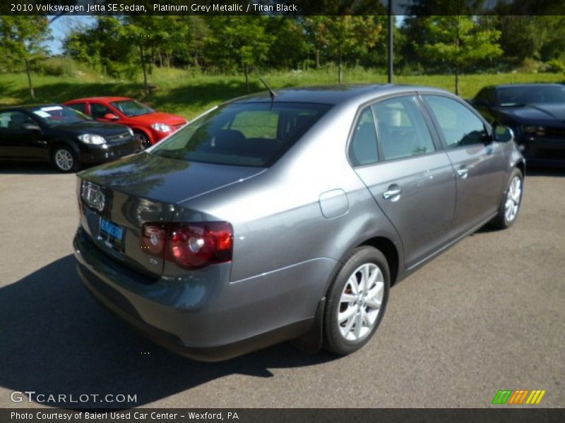 Platinum Grey Metallic / Titan Black 2010 Volkswagen Jetta SE Sedan
