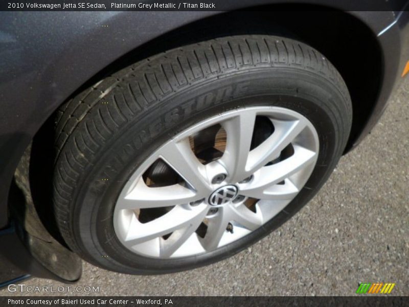 Platinum Grey Metallic / Titan Black 2010 Volkswagen Jetta SE Sedan