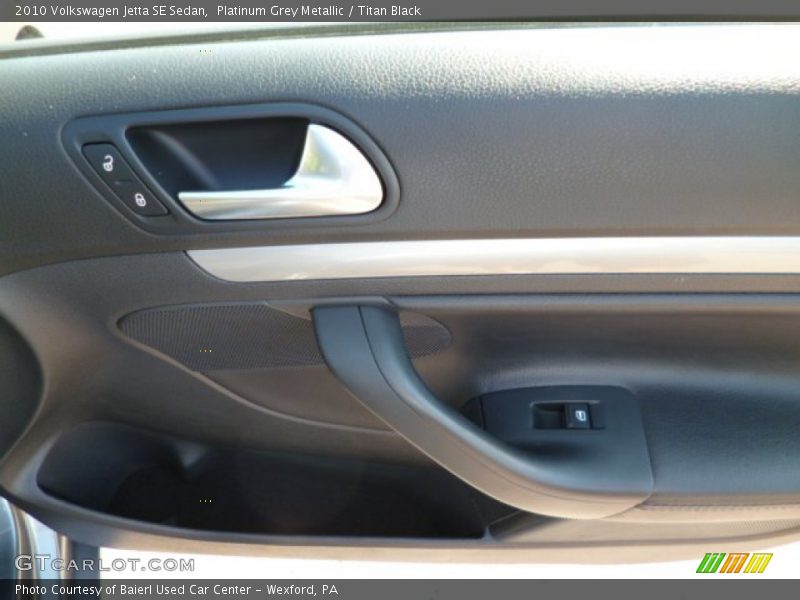 Platinum Grey Metallic / Titan Black 2010 Volkswagen Jetta SE Sedan