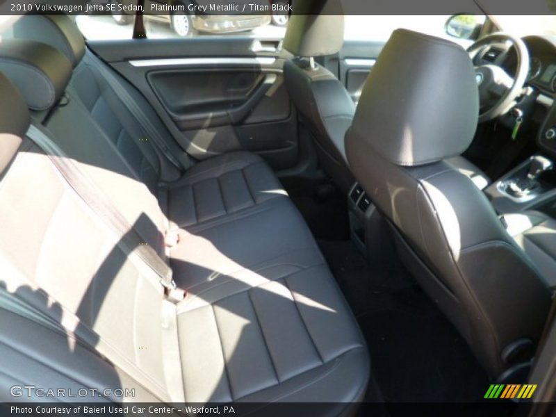 Platinum Grey Metallic / Titan Black 2010 Volkswagen Jetta SE Sedan
