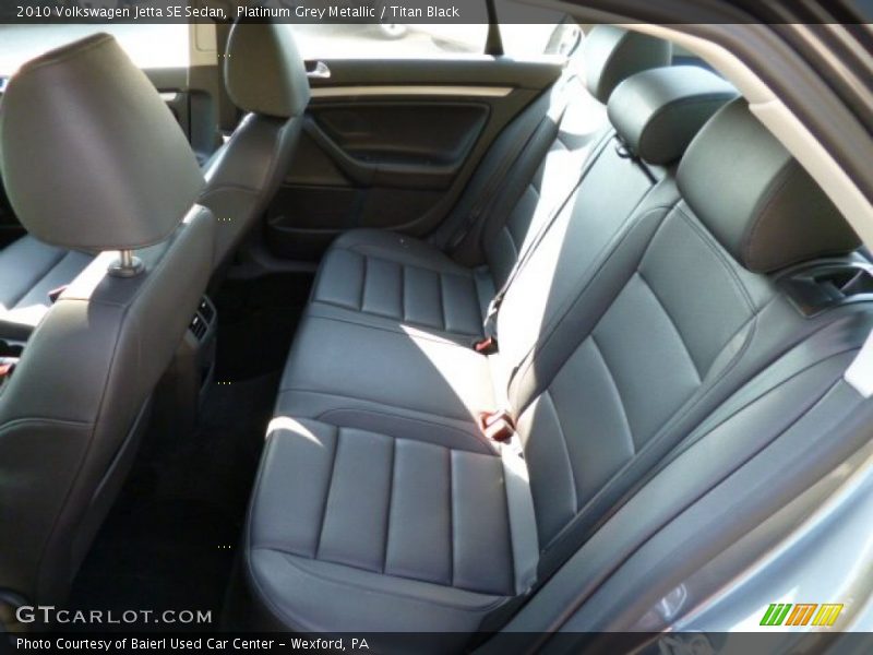 Platinum Grey Metallic / Titan Black 2010 Volkswagen Jetta SE Sedan