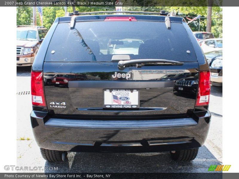 Black / Medium Slate Gray 2007 Jeep Grand Cherokee Laredo 4x4