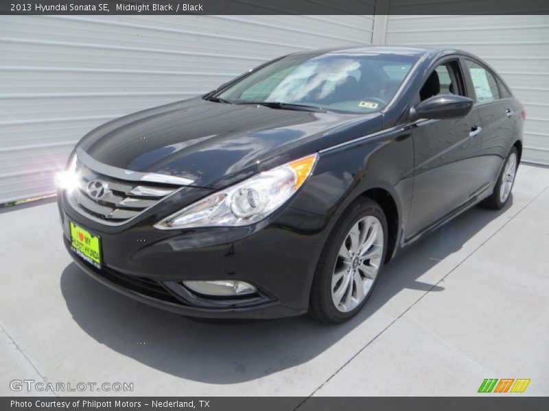 Midnight Black / Black 2013 Hyundai Sonata SE
