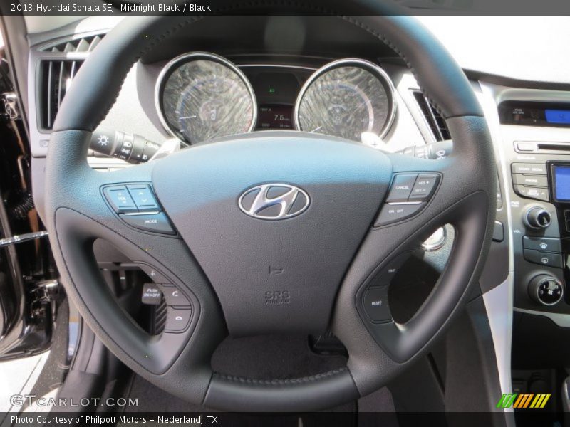 Midnight Black / Black 2013 Hyundai Sonata SE