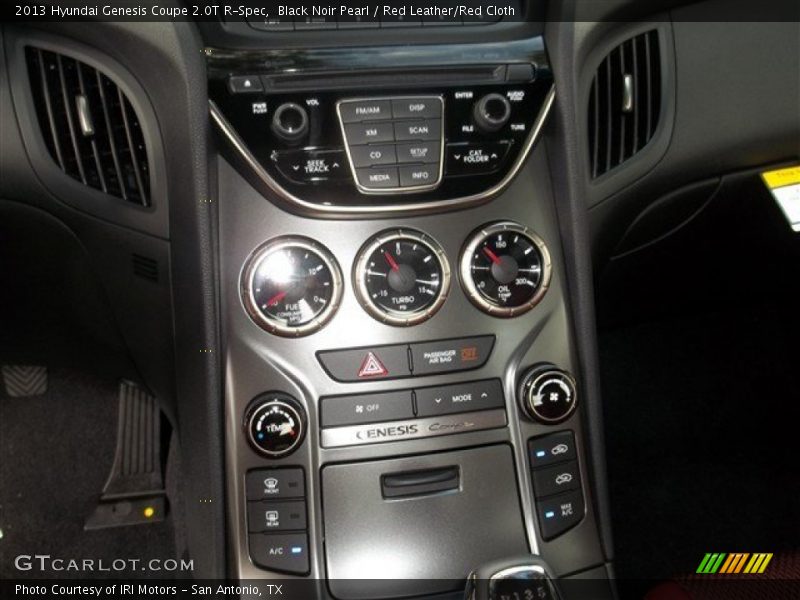 Controls of 2013 Genesis Coupe 2.0T R-Spec