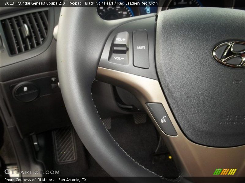  2013 Genesis Coupe 2.0T R-Spec Steering Wheel