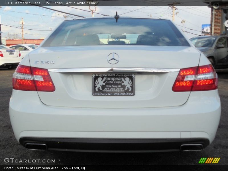 Arctic White / Black 2010 Mercedes-Benz E 350 Sedan
