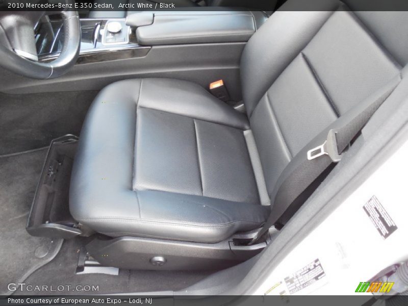 Arctic White / Black 2010 Mercedes-Benz E 350 Sedan