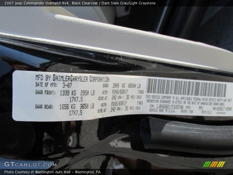 Black Clearcoat / Dark Slate Gray/Light Graystone 2007 Jeep Commander Overland 4x4