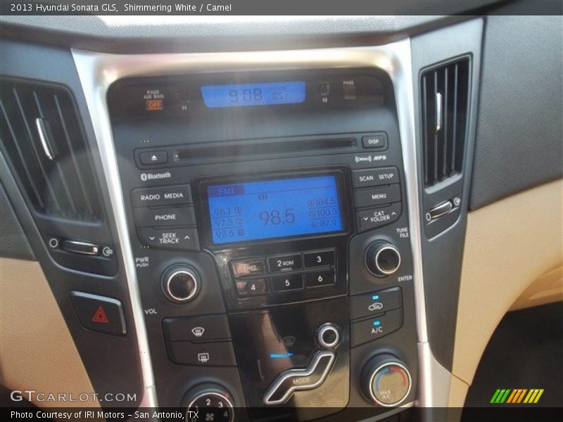 Shimmering White / Camel 2013 Hyundai Sonata GLS