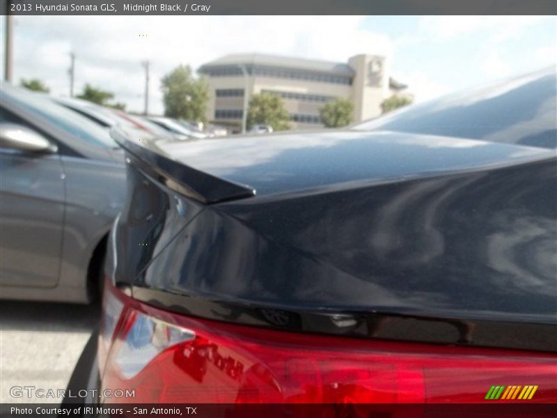 Midnight Black / Gray 2013 Hyundai Sonata GLS