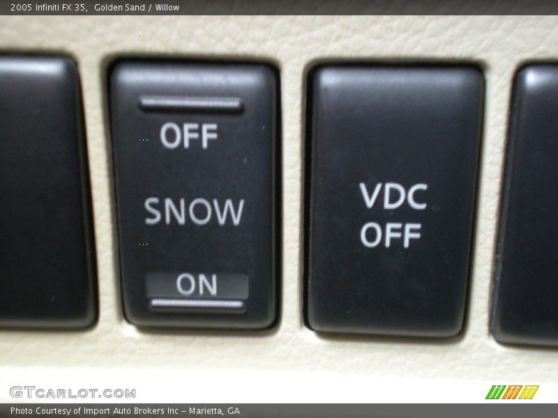 Golden Sand / Willow 2005 Infiniti FX 35