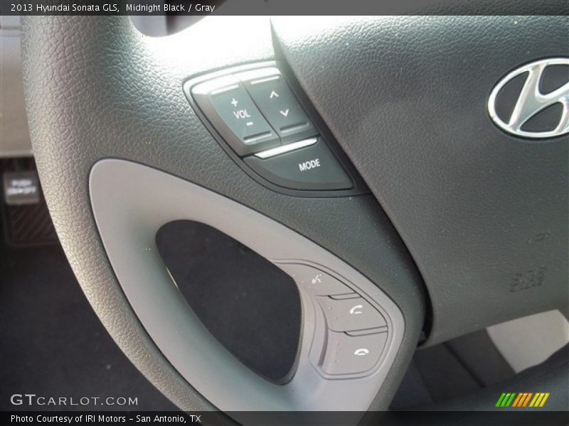 Midnight Black / Gray 2013 Hyundai Sonata GLS