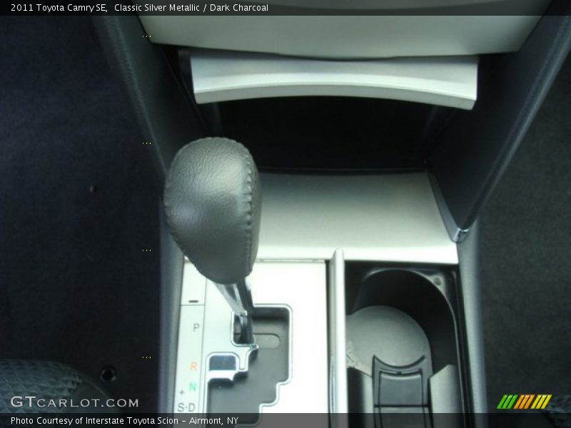 Classic Silver Metallic / Dark Charcoal 2011 Toyota Camry SE