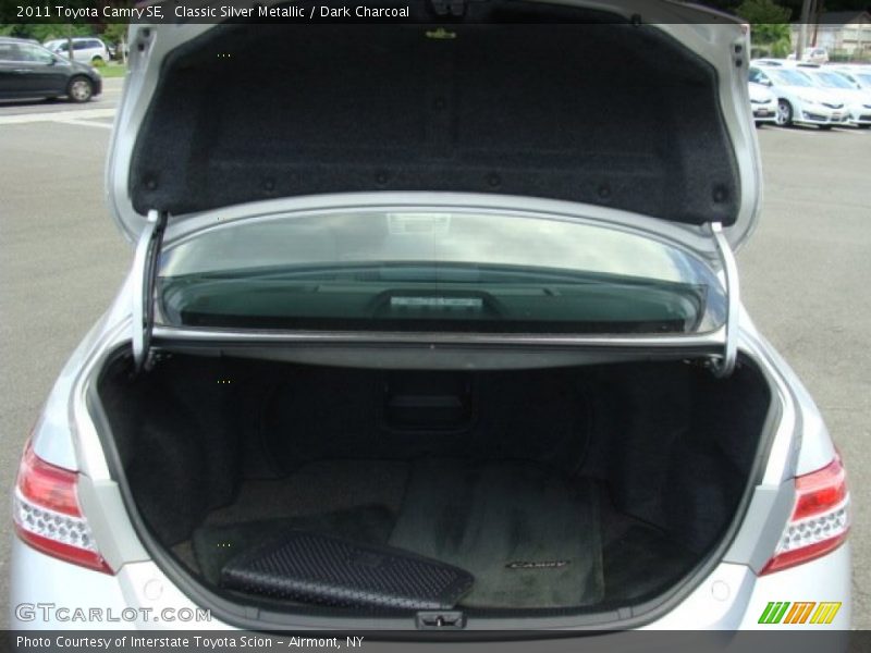 Classic Silver Metallic / Dark Charcoal 2011 Toyota Camry SE