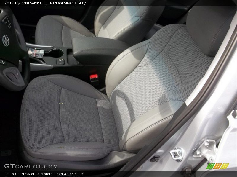 Radiant Silver / Gray 2013 Hyundai Sonata SE