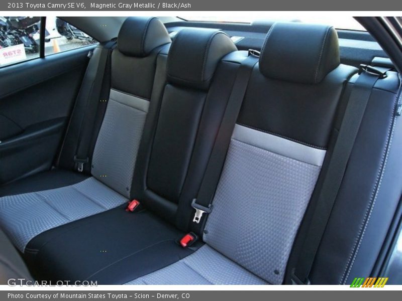 Magnetic Gray Metallic / Black/Ash 2013 Toyota Camry SE V6
