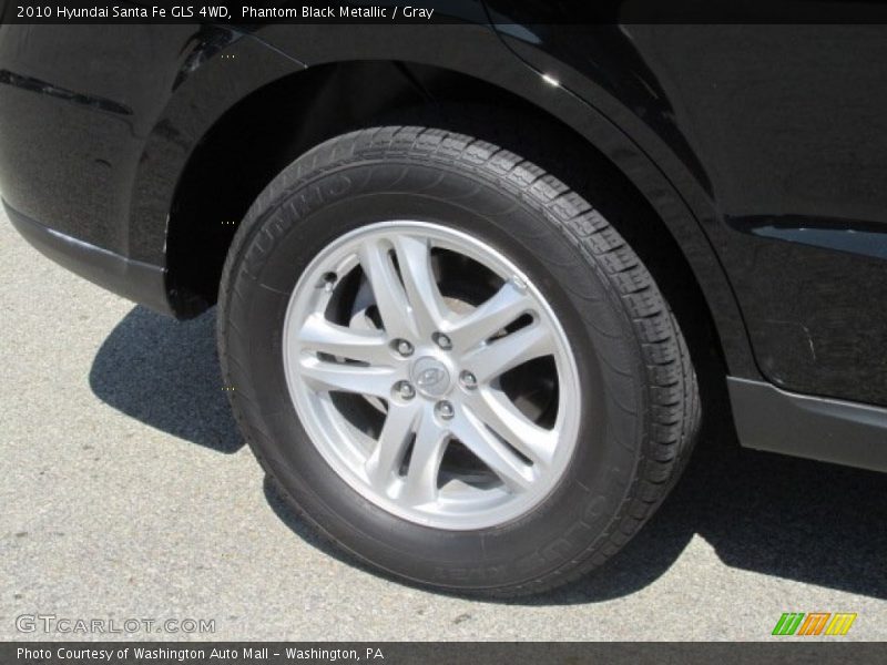 Phantom Black Metallic / Gray 2010 Hyundai Santa Fe GLS 4WD