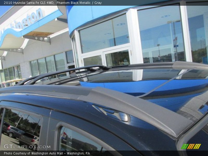 Phantom Black Metallic / Gray 2010 Hyundai Santa Fe GLS 4WD